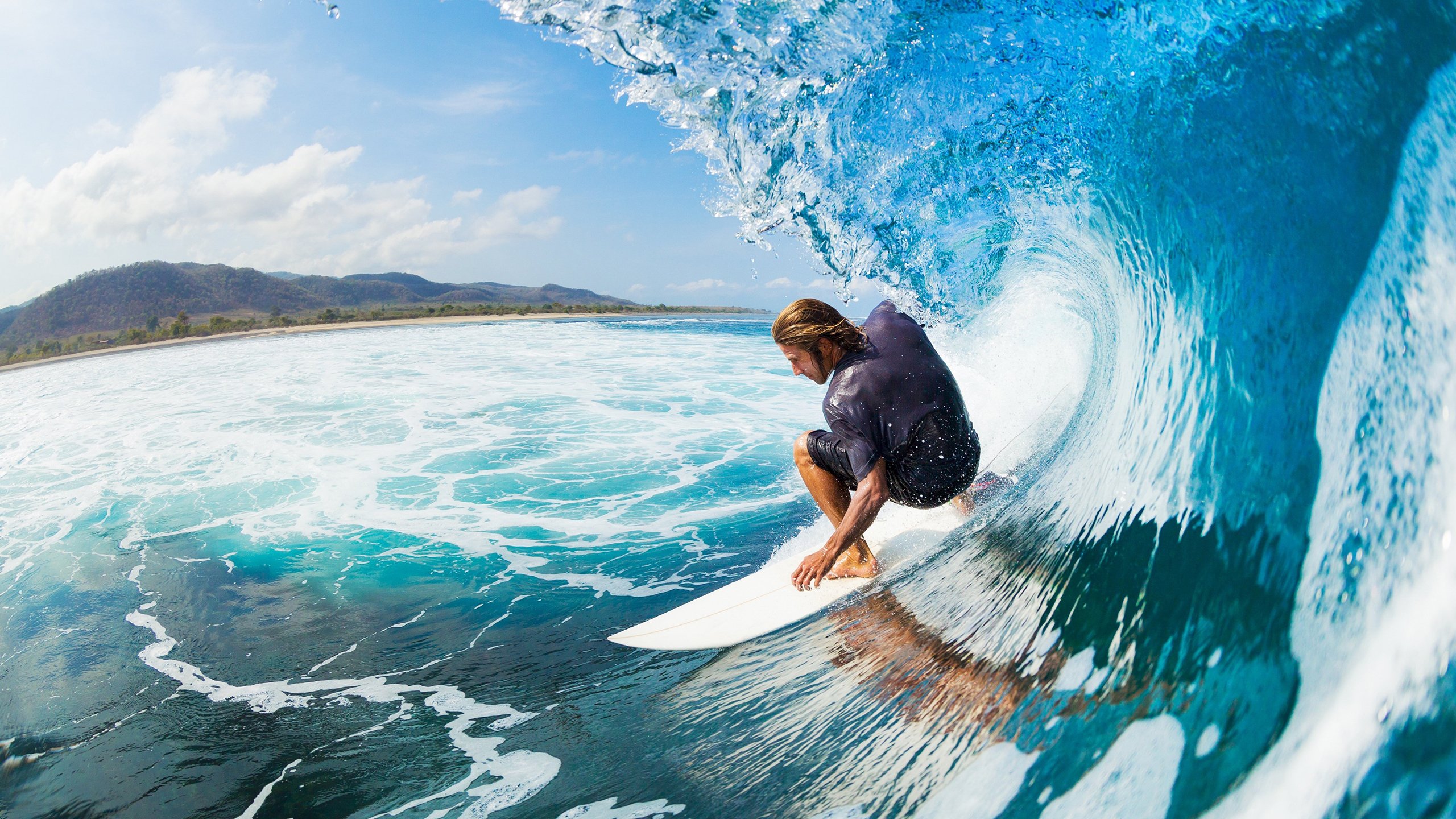 黄蜂翻盘老鹰，贝恩的制胜表现与篮球场上的不可能哲学